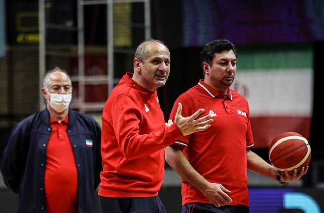 مصطفی هاشمی: بسکتبال را به نام خودتان مصادره نکنید/ جوانگرایی بهانه است